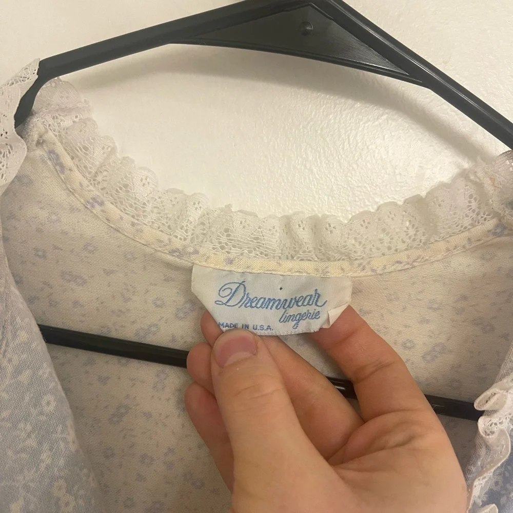 Vintage Blue Cottagecore GrandmaCore Floral Ruffle Nightgown‎
